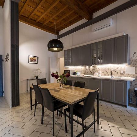 Duallook Florence Luaran gambar
